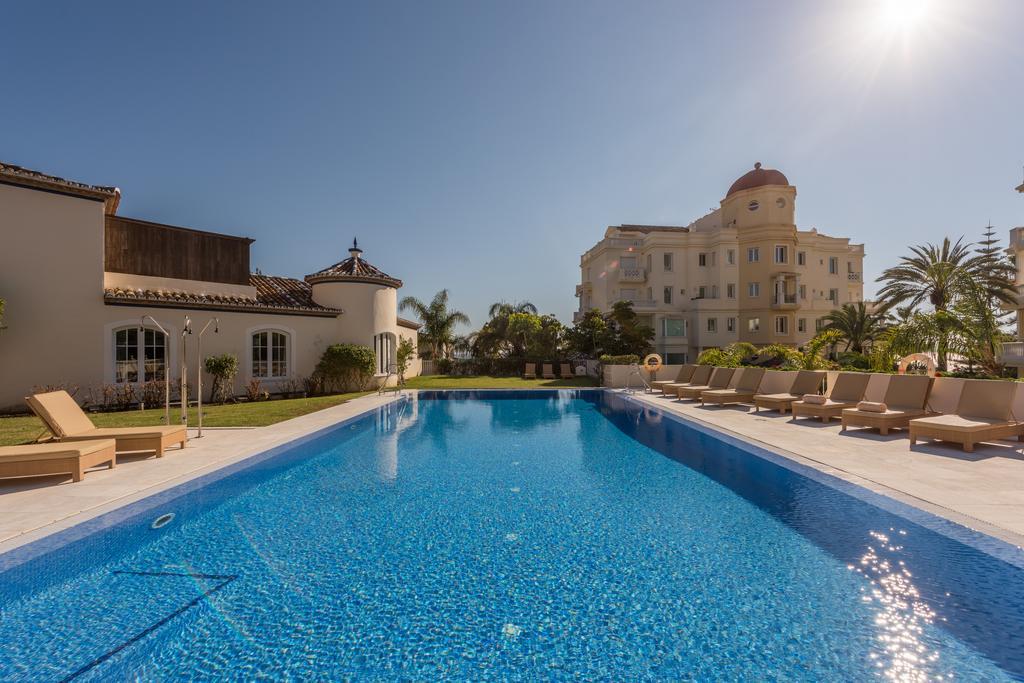 Las Dunas Suites & Apartments Estepona Dış mekan fotoğraf