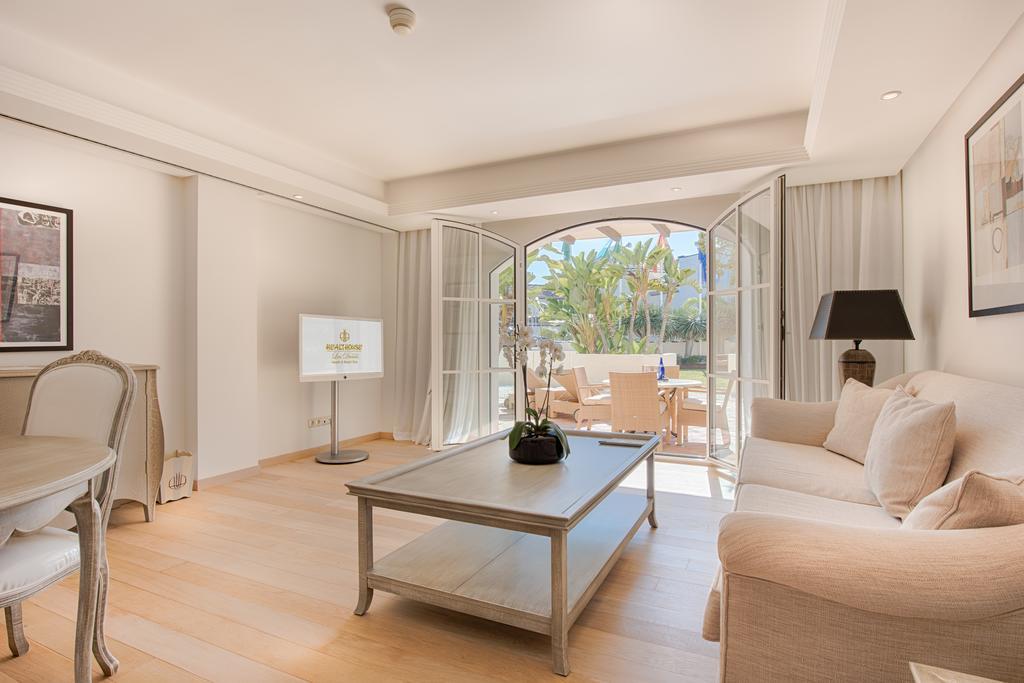 Las Dunas Suites & Apartments Estepona Oda fotoğraf